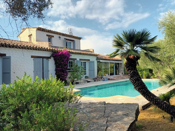 Offres de location Villa Opio 06650